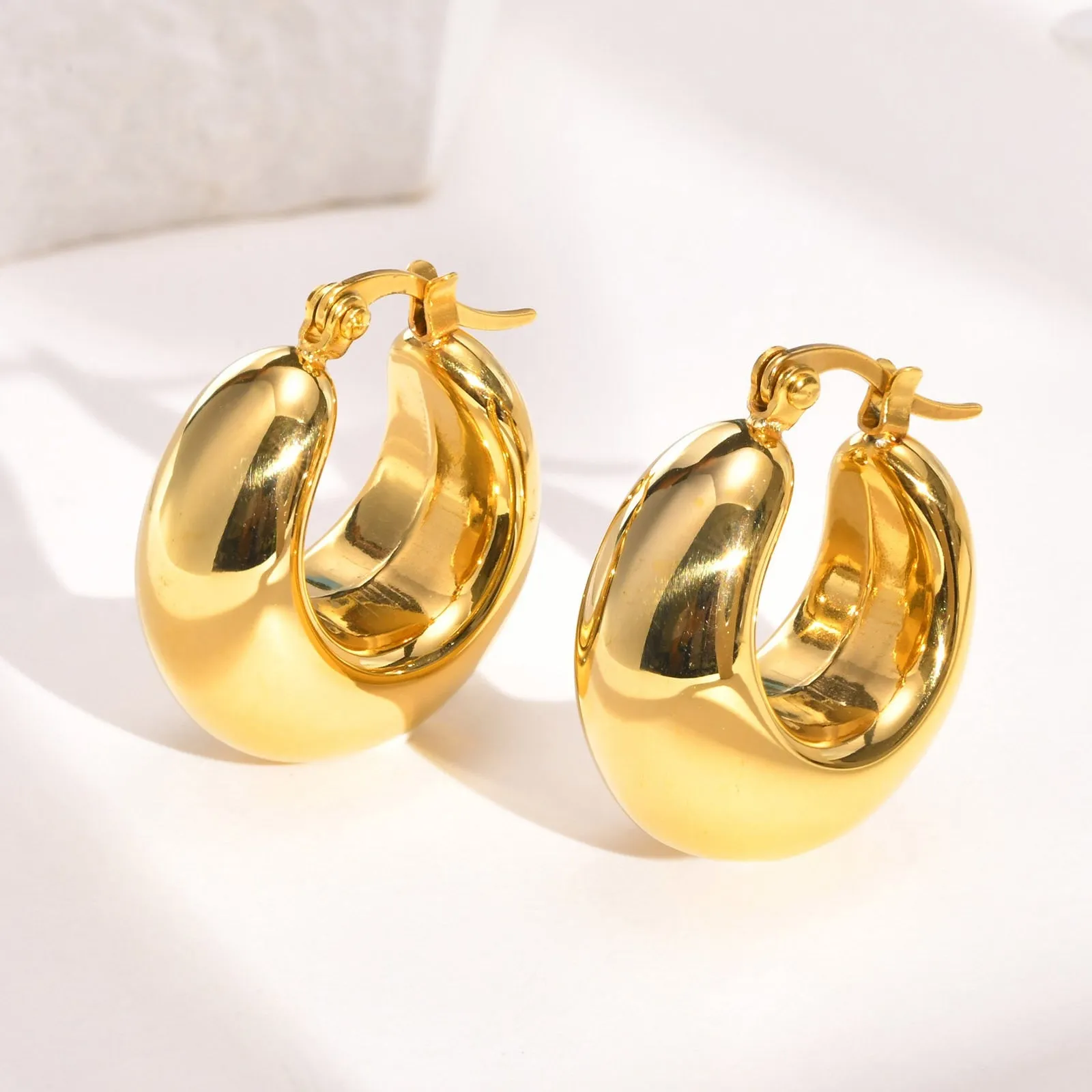 Aretes para mujeres Chunky Round Hoop Earrings for Women Jewelry, Gold Color Stainless Steel Half Hollow Circle Earrings to Girl