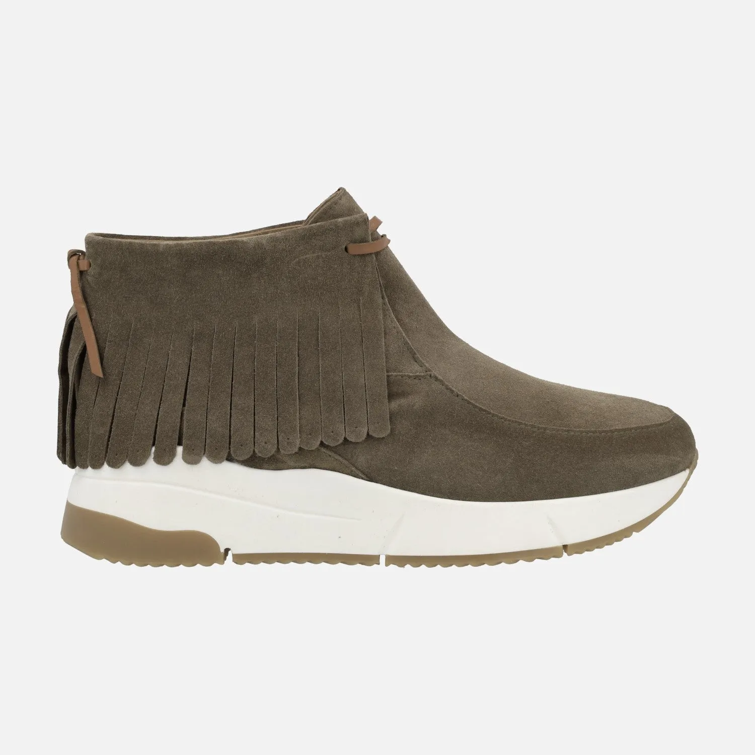 Botines bajos en serraje taupe con flecos