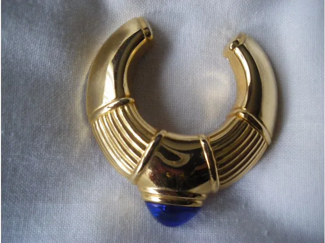 Boucheron Broche Dorado 