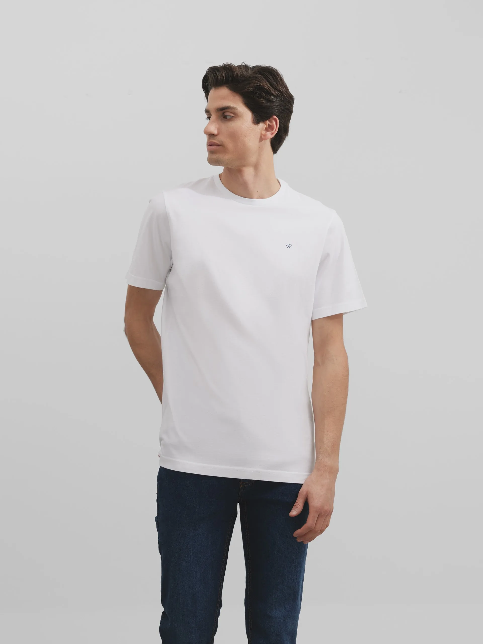 Camiseta silbon circulo etnico blanca