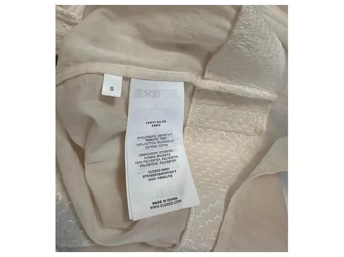 Closed Tops Beige 