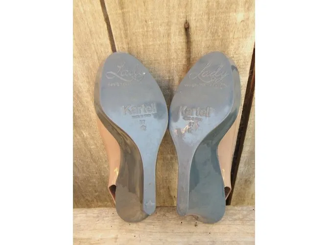 Kartell Tacones Beige Gris 