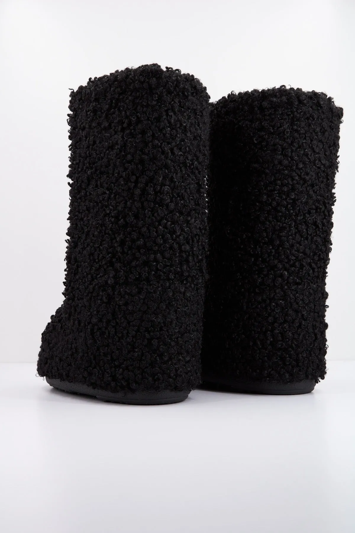 MOON BOOT