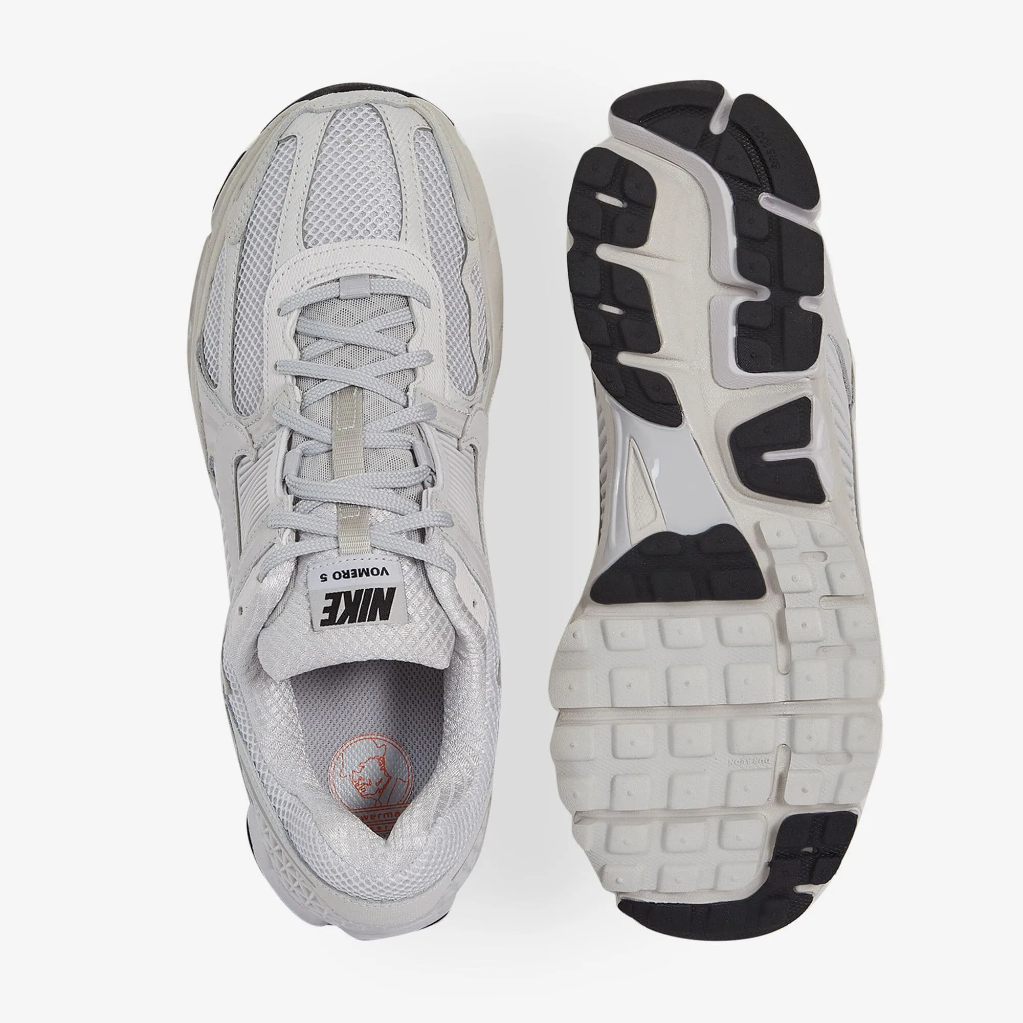 NIKE ZOOM VOMERO 5
