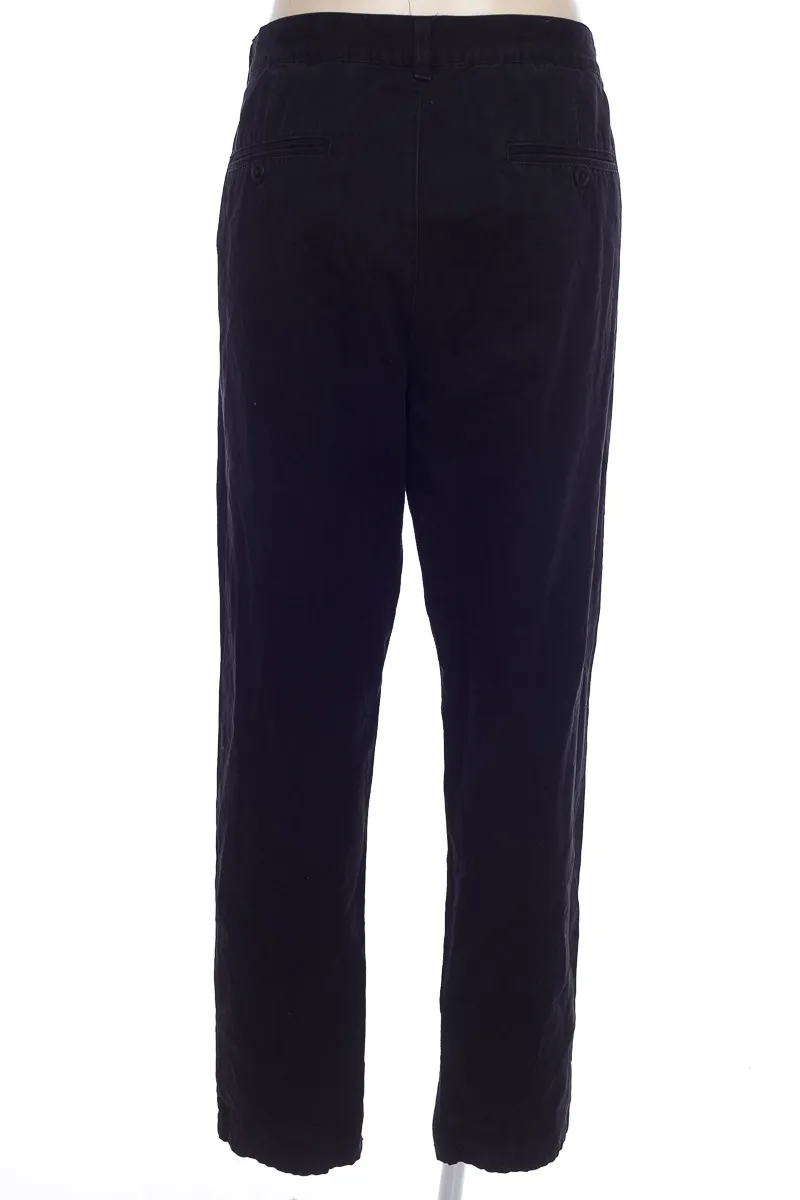 PANTALóN COLOR NEGRO  GEF