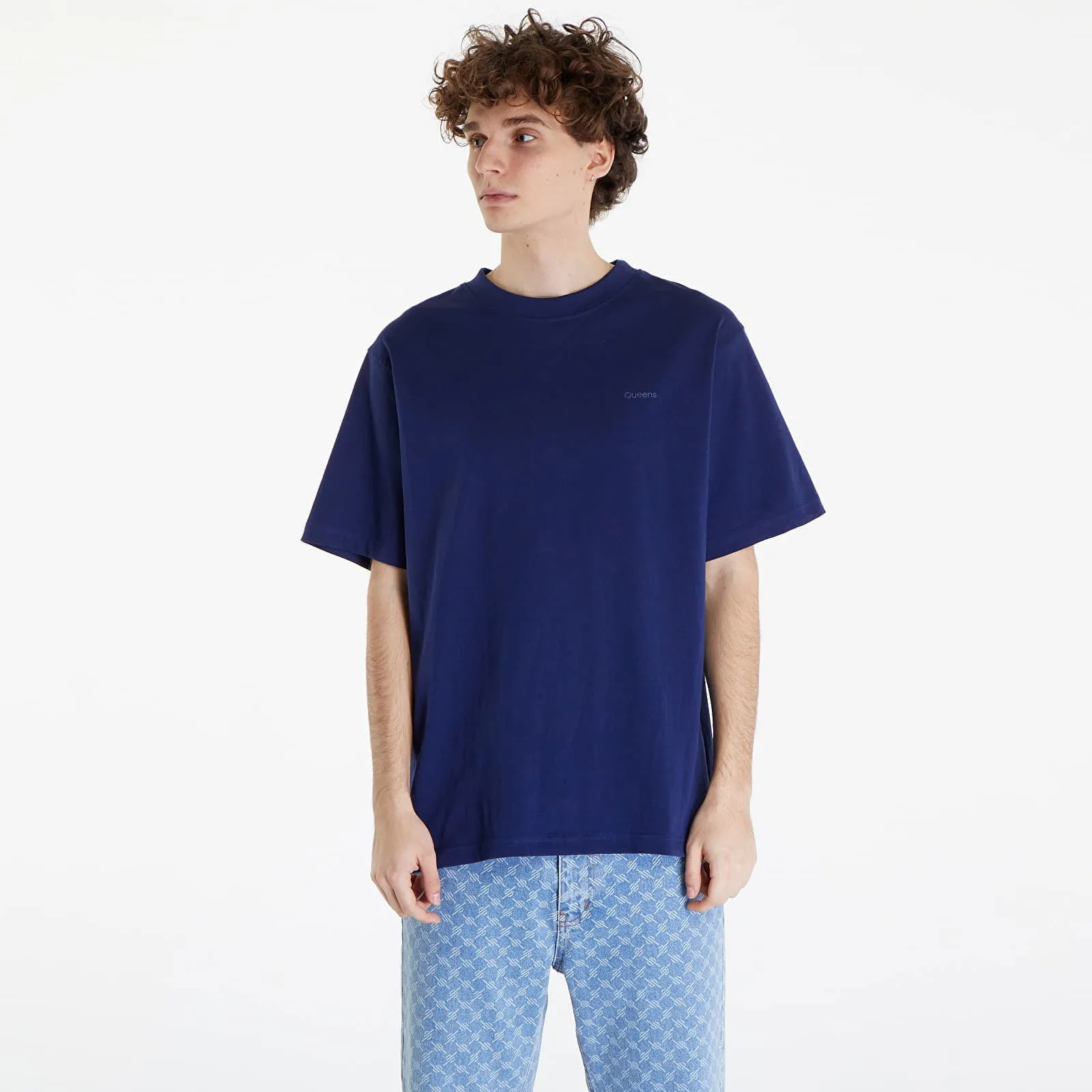 QUEENS ESSENTIAL TSHIRT WITH TONAL PRINT BLUE
