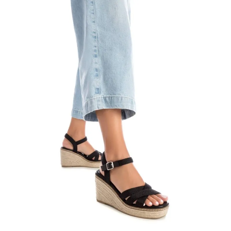 Sandalia de mujer XTI 142906 Negro